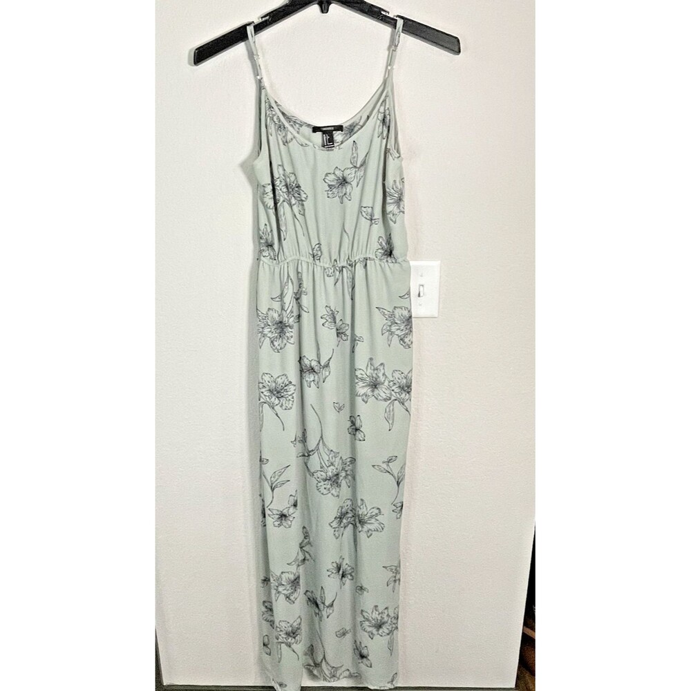 Long Dress Forever 21 Light Green Color with Black flowers Spring Summer Large